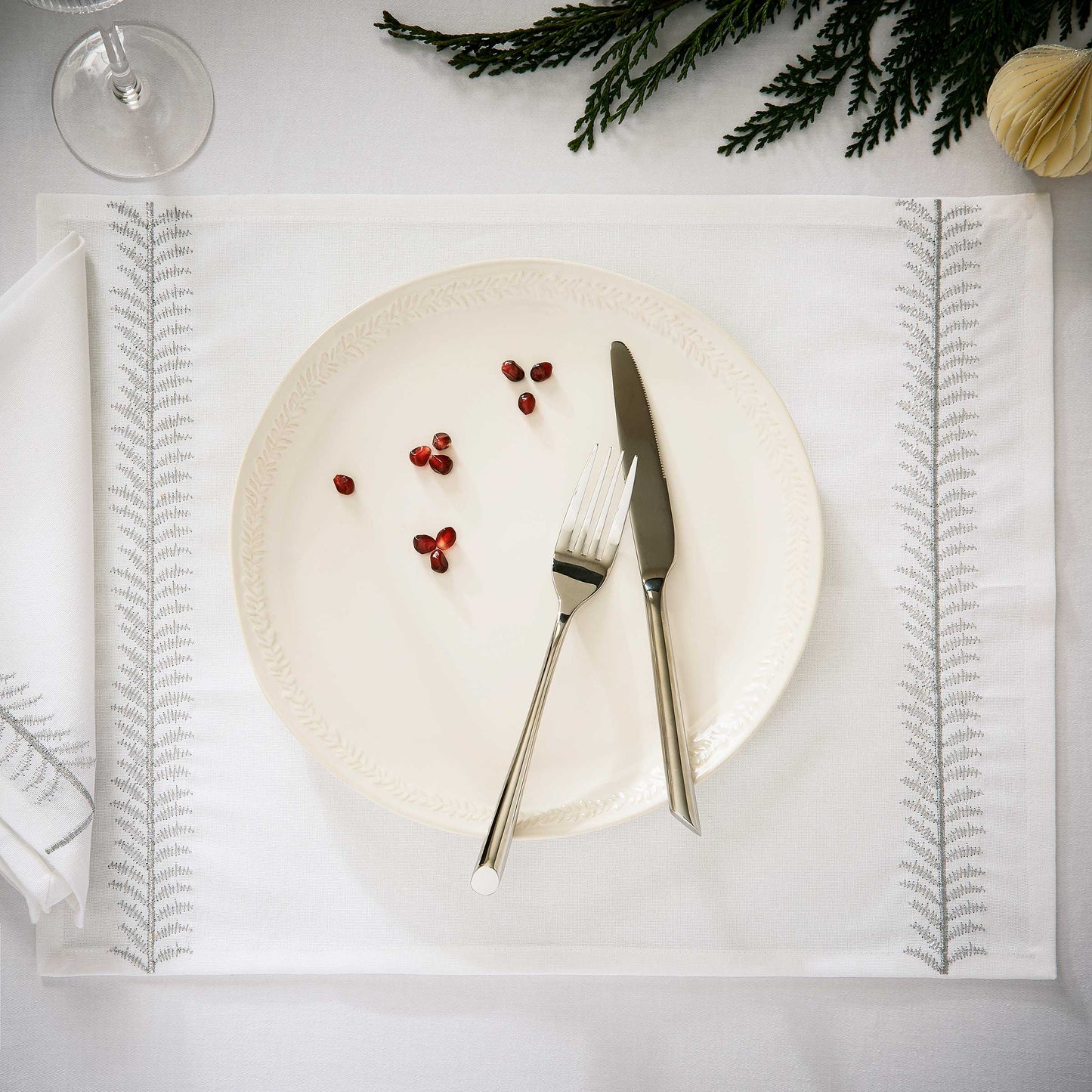 Elsie Embroidered Placemat, White/Silver - Set of 2