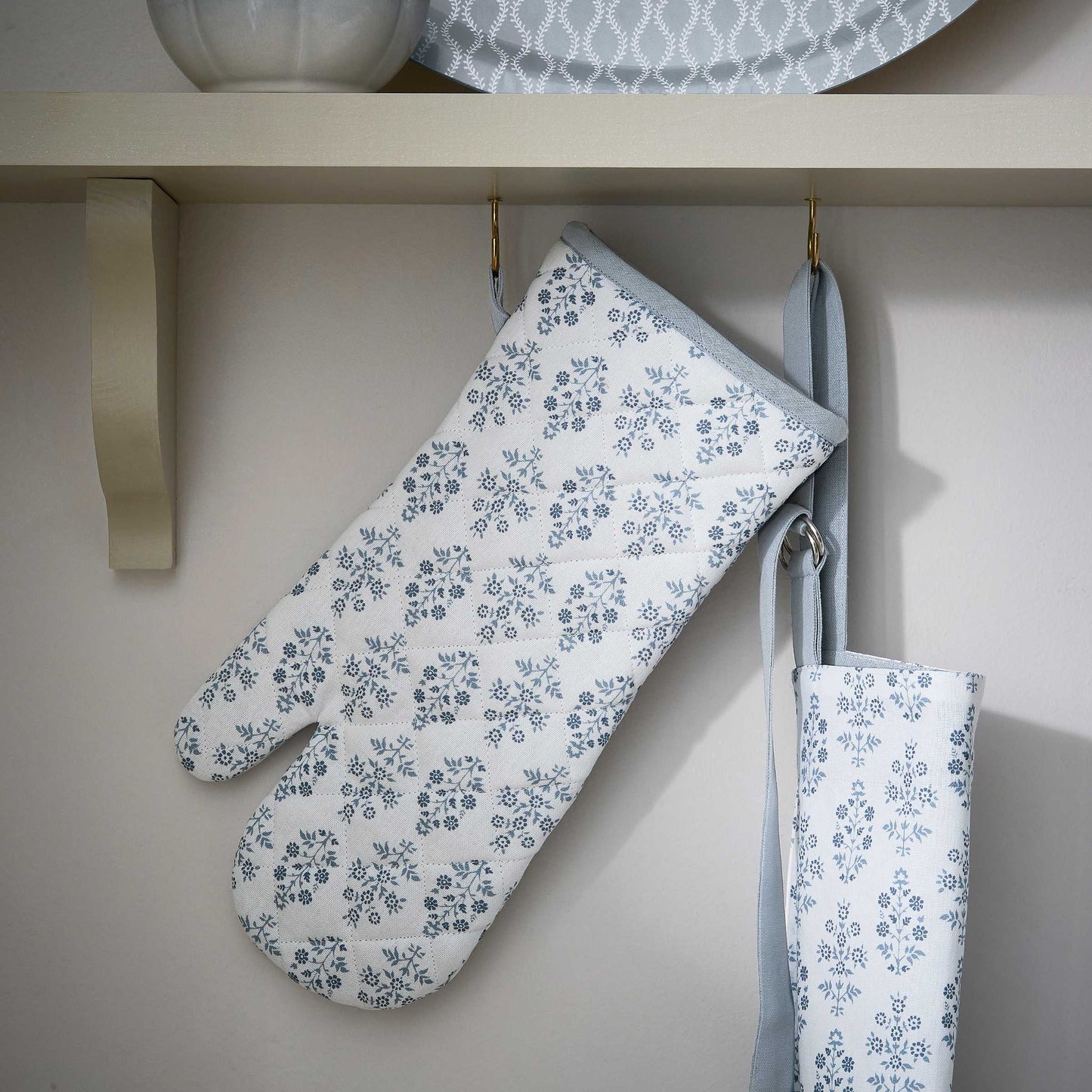 Sofie Single Oven Glove, Ballintoy Blue