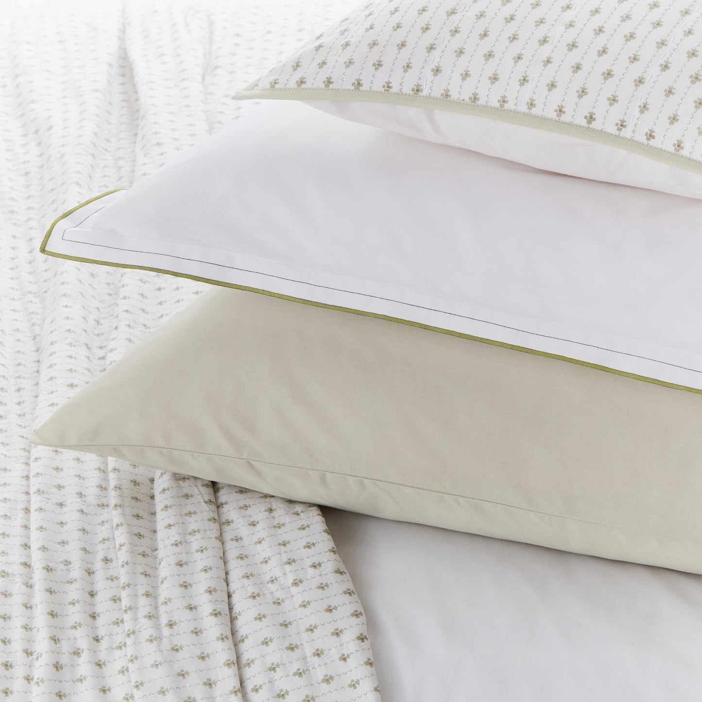 White and Green Murmur Bedding Stack