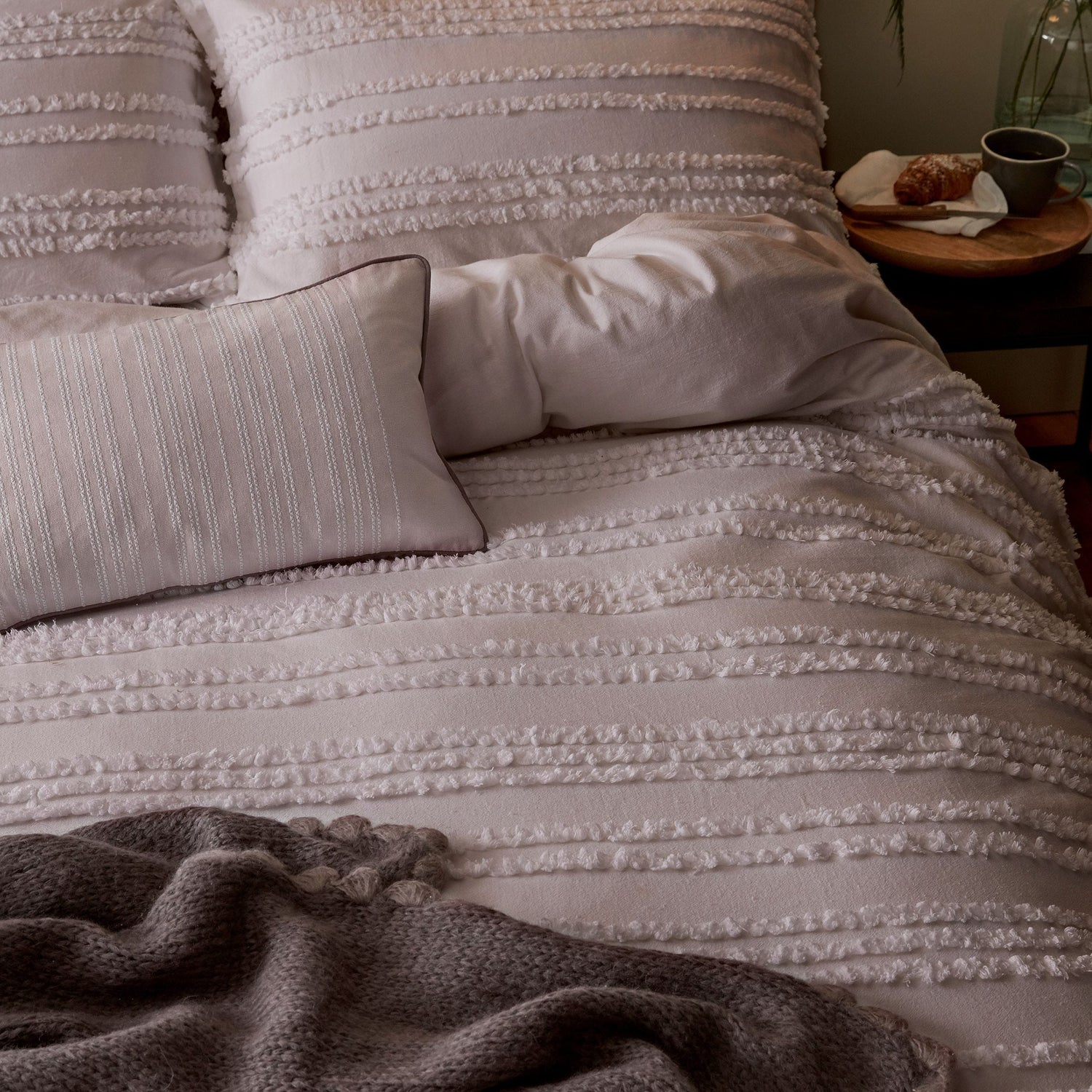 Mumur Dottie Textured Stripe Bed Linen