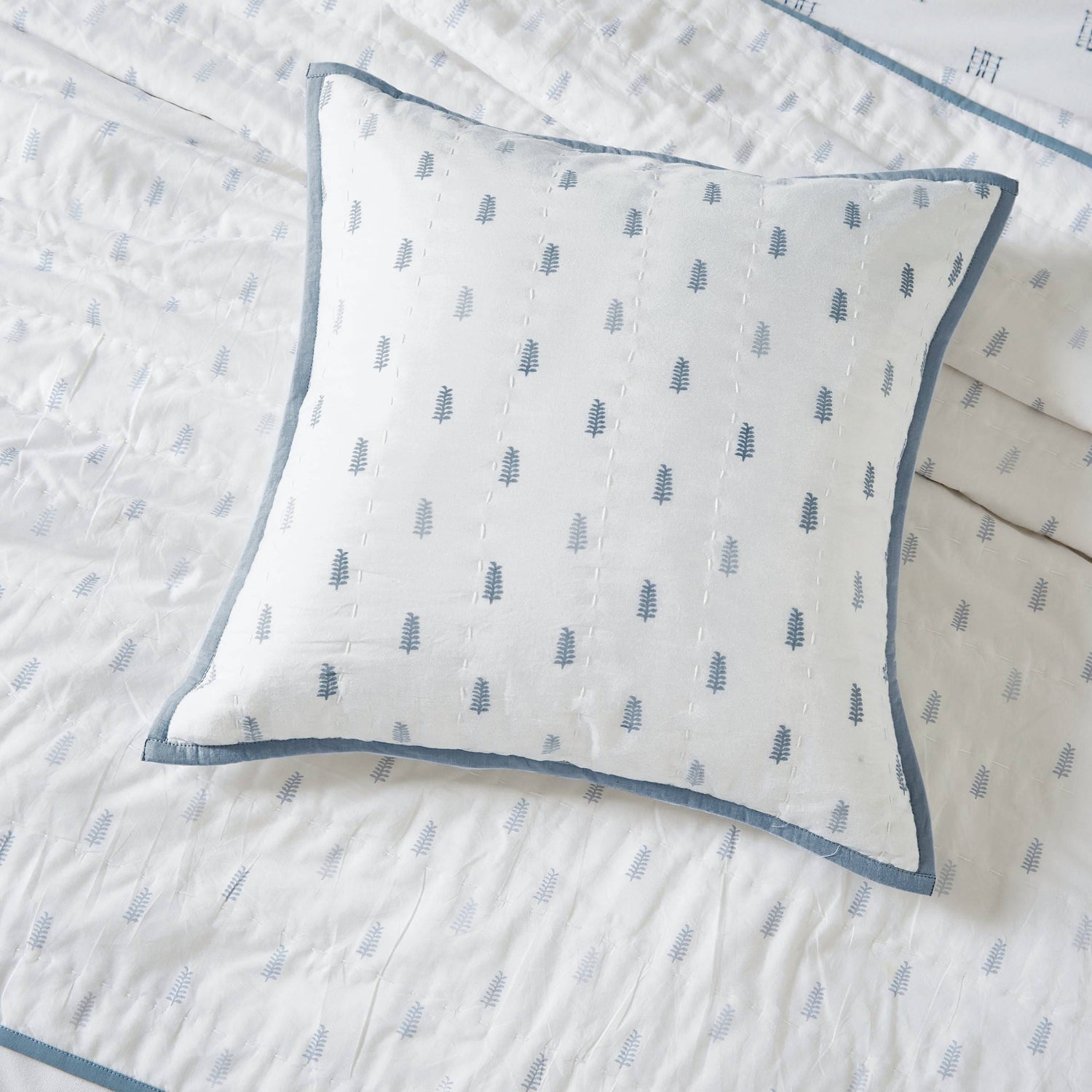 Fearne Quilted Cushion & Throw